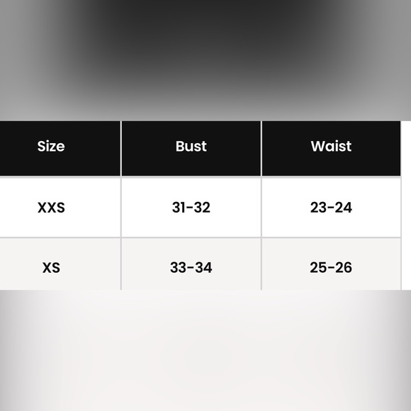 Edikted Raelynn Washed Low Rise Jeans - Picture 7 of 8